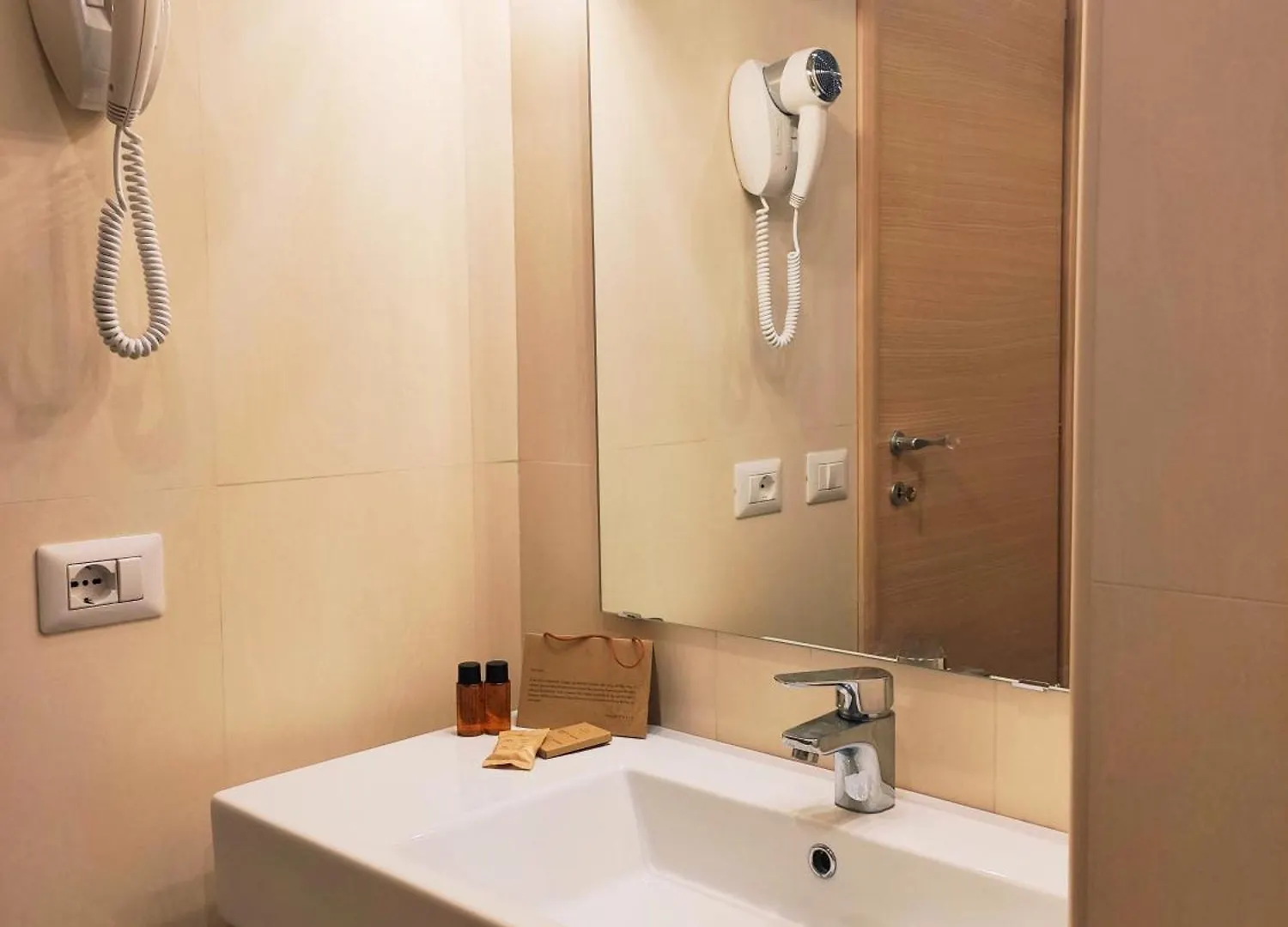 Luxury Suites - Stay Inn Rome Experience